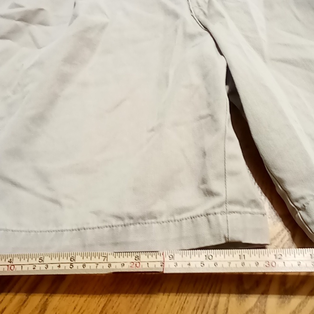 DOCKERS Shorts Mens 34 TAN Used Preowned STAIN DEFENDER Bermuda ? Casual Resort - Picture 4 of 8